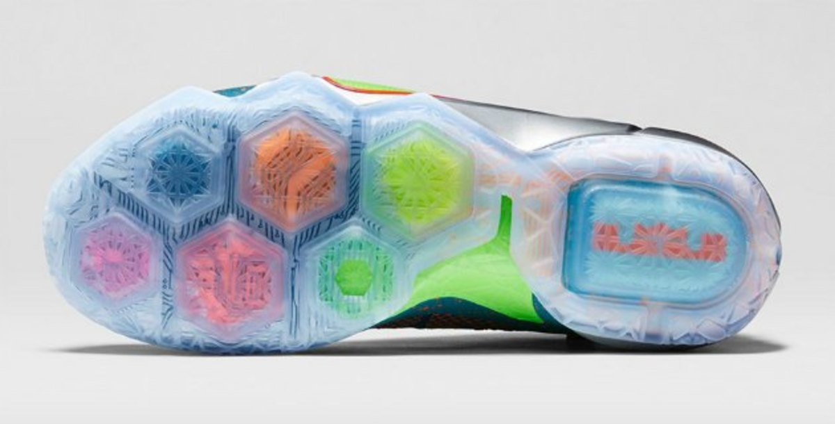 Nike-LeBron-12-trillion-dollar-man-3.jpg